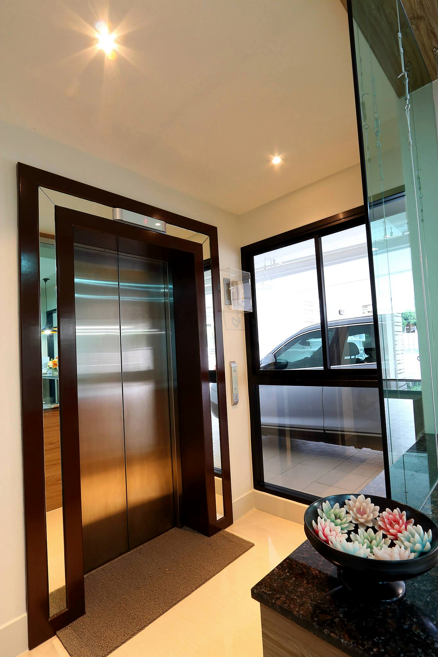 ที่พักรายวันปลอดภัย ลาดพร้าว คีย์การ์ด รปภ. CCTV 24 ชม. เหมาะกับผู้หญิงเดินทางคนเดียว